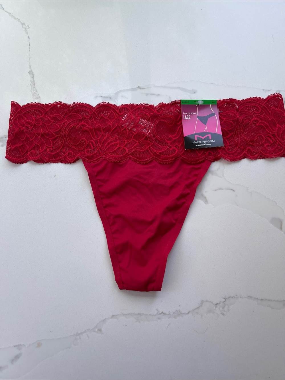 NWT Maidenform Thong Panty Red Luxurious Lace Sissy Romantic Festival Fantasy